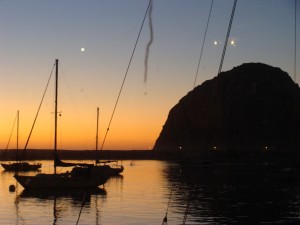 dsc00542 Solnedgång över Morro Rock. Utsikt från restaurangen.